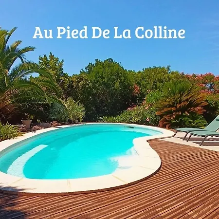 Au Pied De La Colline Calme Et Detente *